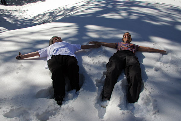 Jutta and Caroline in the snow on Mt. Charleston in Nevada