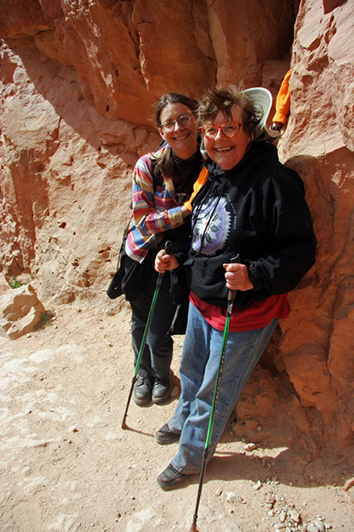 Caroline Wise and Jutta Engelhardt ascending the South Kaibab Trail in the Grand Canyon National Park, Arizona